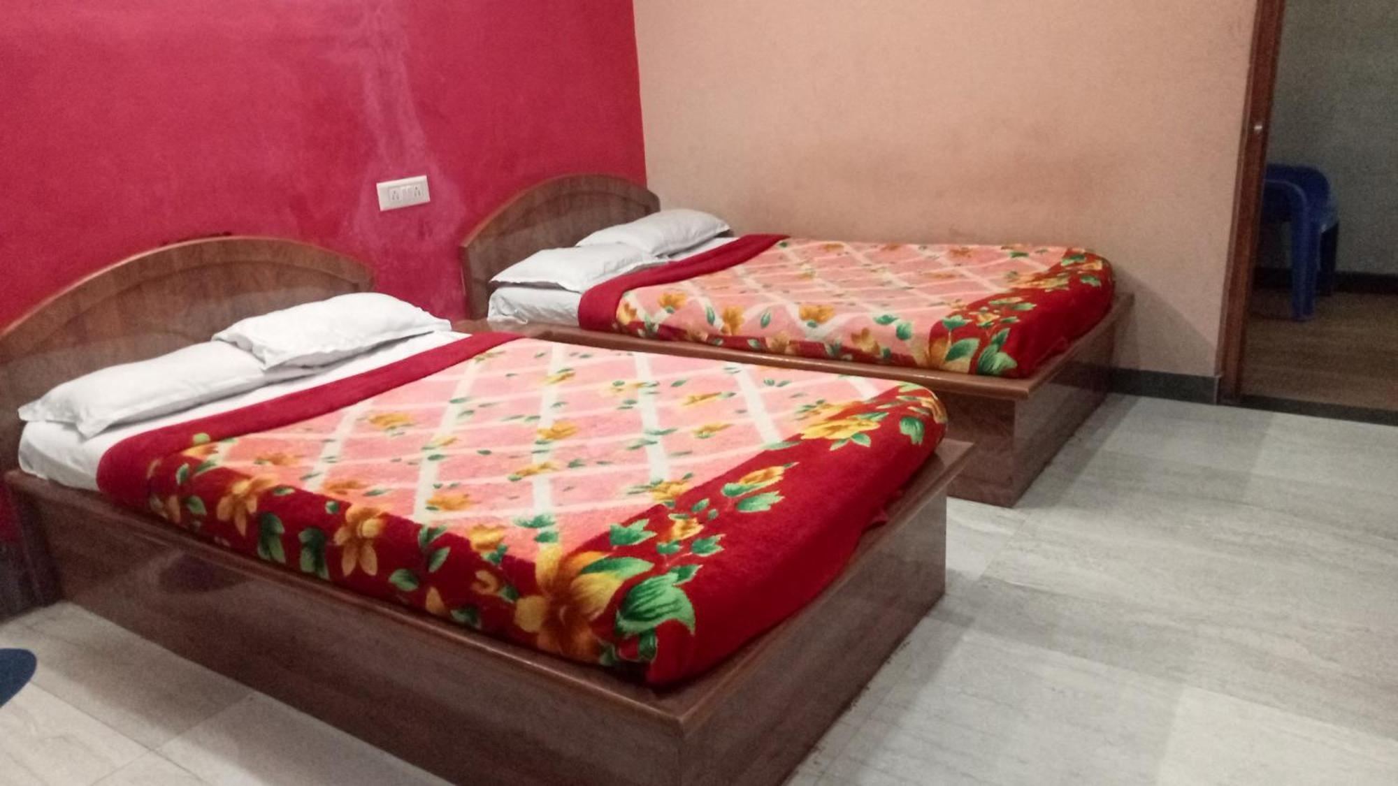 Sri Sapthagiri Comfort Maiçor Exterior foto